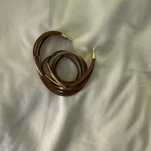 Women’s clasp bracelet - Picture 3 of 6